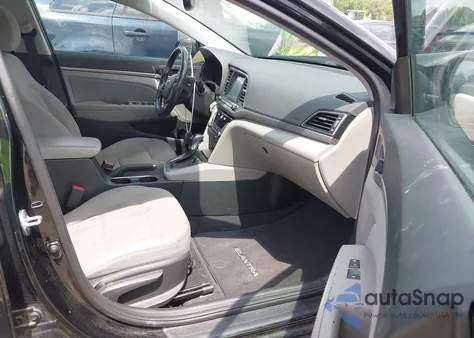 2018 Hyundai Elantra Value Edition z USA, uszkodzony, nr VIN 5NPD84LF8JH364110